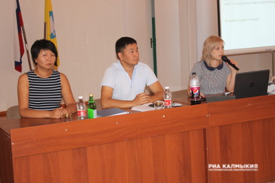Специалисты ООО "АЮ" провели семинары в 13 районах Калмыкии и в Элисте